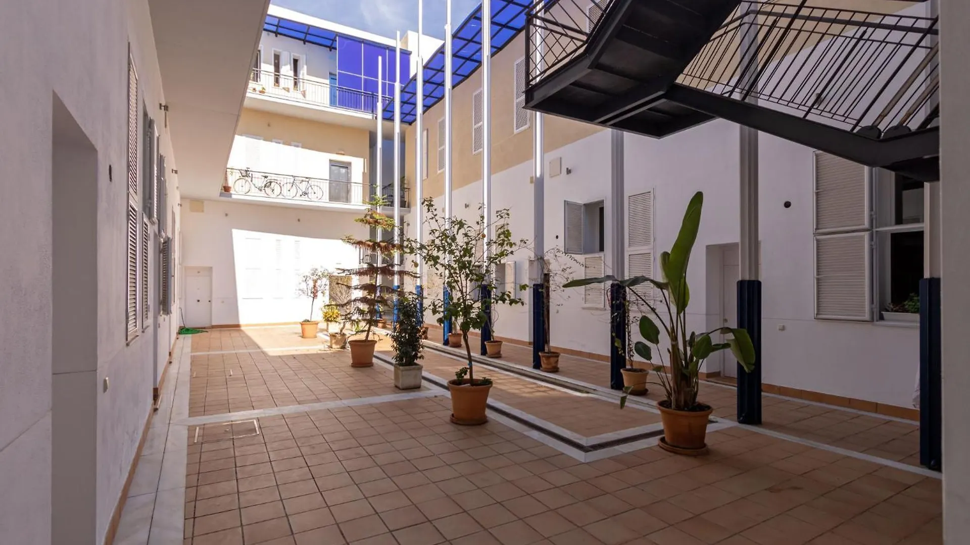 Becas Alameda Duplex By Valcambre location